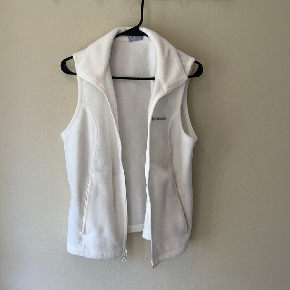 Columbia vest